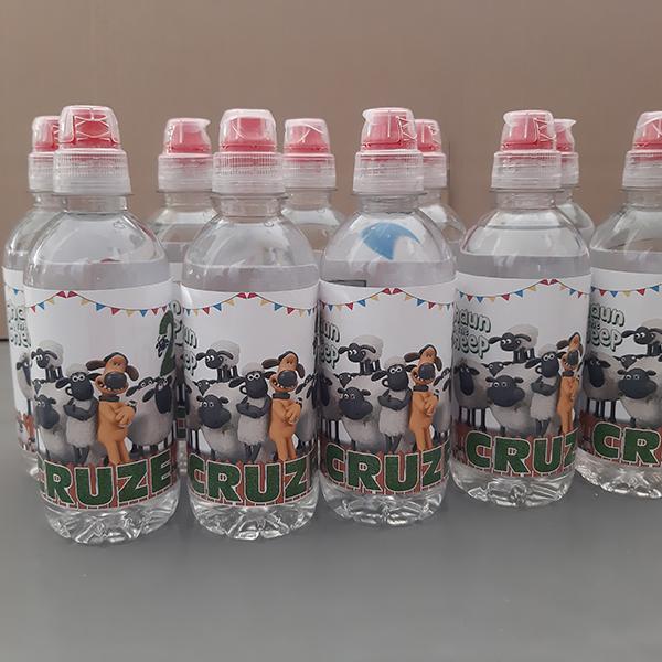 Shaun the sheep personalised waterbottle 